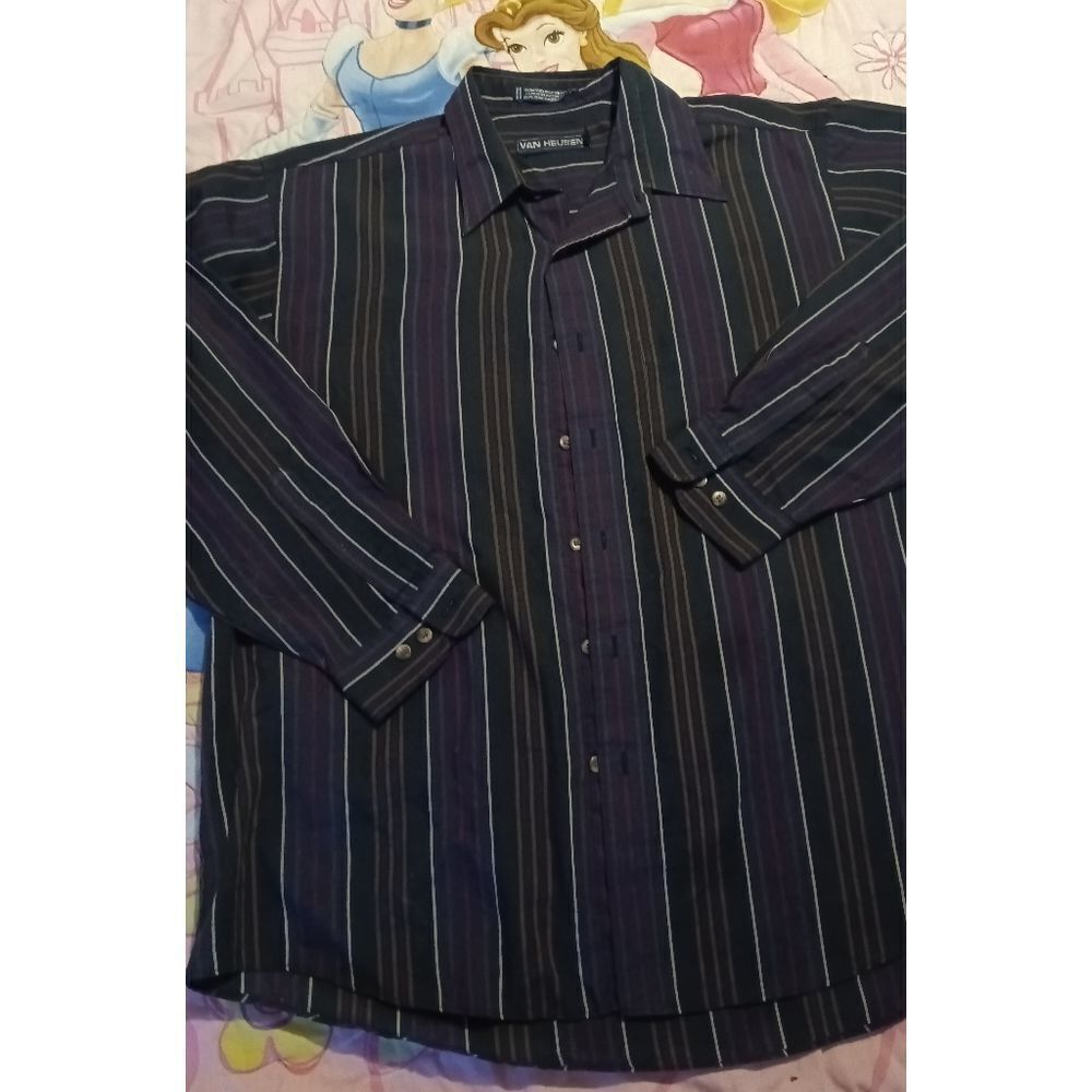 Van Heusen Button Down Dress Shirt - L  (0259)